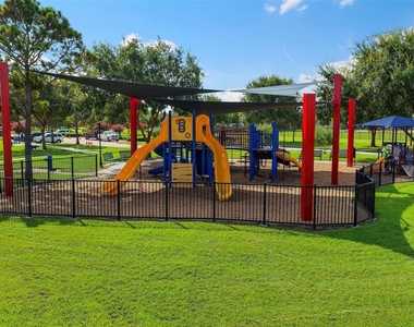 12807 Brook Arbor Court - Photo Thumbnail 29
