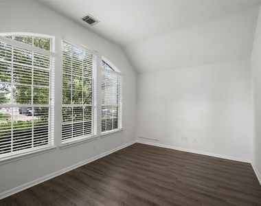 12807 Brook Arbor Court - Photo Thumbnail 2
