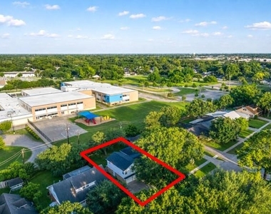2305 Peach Lane - Photo Thumbnail 34