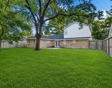 2305 Peach Lane - Photo Thumbnail 32