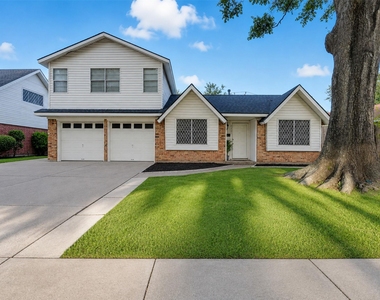 2305 Peach Lane - Photo Thumbnail 3