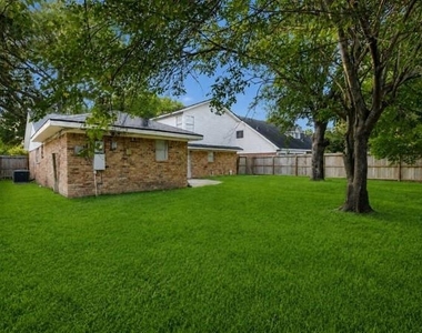 2305 Peach Lane - Photo Thumbnail 30