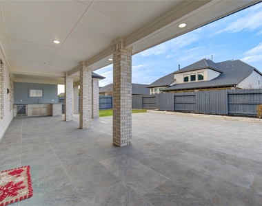 28918 Woods Rose Court - Photo Thumbnail 47