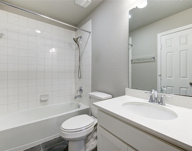 28918 Woods Rose Court - Photo Thumbnail 35