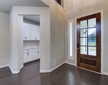 28918 Woods Rose Court - Photo Thumbnail 2