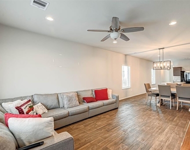 23131 Spruce Summit Trail - Photo Thumbnail 3