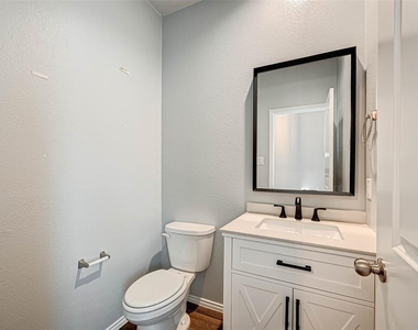 23131 Spruce Summit Trail - Photo Thumbnail 10