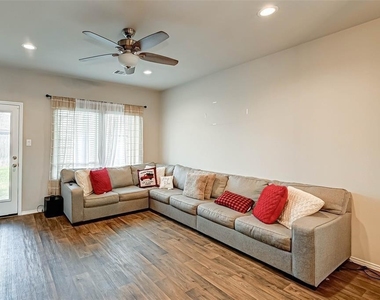 23131 Spruce Summit Trail - Photo Thumbnail 4