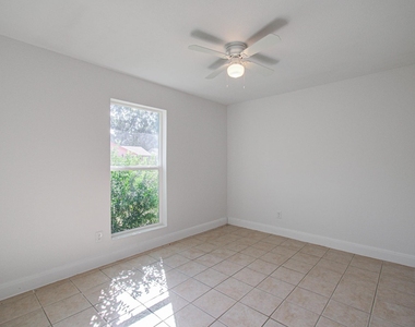 9843 Ribbonwood Street - Photo Thumbnail 14