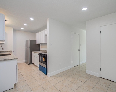 9843 Ribbonwood Street - Photo Thumbnail 8