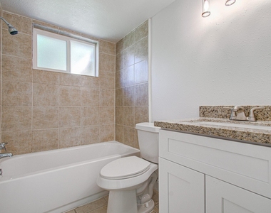 9843 Ribbonwood Street - Photo Thumbnail 12