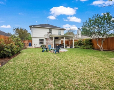 7806 Northfork Hollow Lane - Photo Thumbnail 14