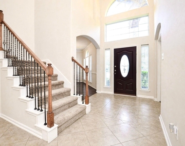 21415 Sierra Bend Drive - Photo Thumbnail 4