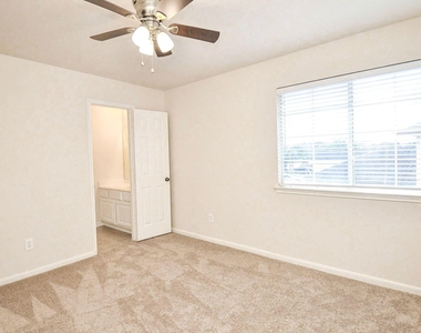 21415 Sierra Bend Drive - Photo Thumbnail 13