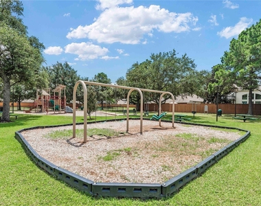 7603 Kenmark Court - Photo Thumbnail 43