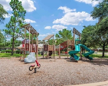 7603 Kenmark Court - Photo Thumbnail 45