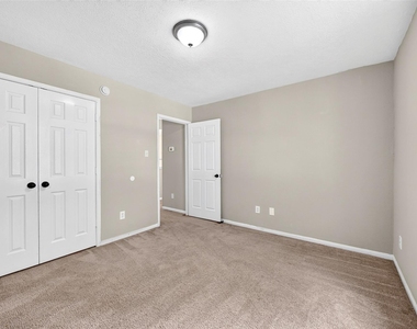 7603 Kenmark Court - Photo Thumbnail 35