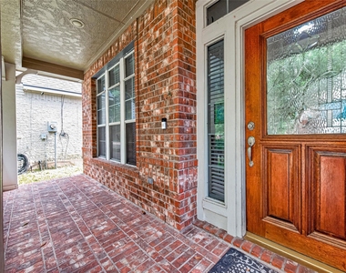 214 Kentwood Ridge Court - Photo Thumbnail 3