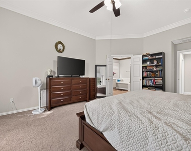 214 Kentwood Ridge Court - Photo Thumbnail 24