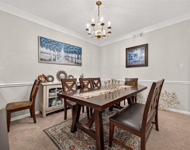 214 Kentwood Ridge Court - Photo Thumbnail 7
