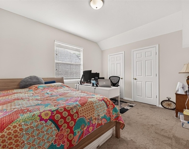 214 Kentwood Ridge Court - Photo Thumbnail 35