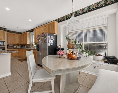 214 Kentwood Ridge Court - Photo Thumbnail 14