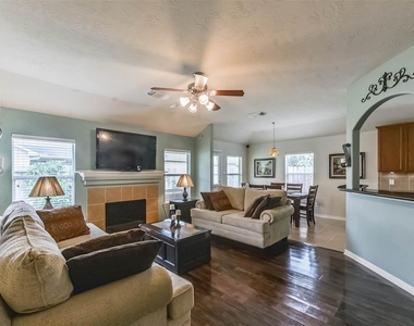 2823 Lakecrest Forest Drive - Photo Thumbnail 3