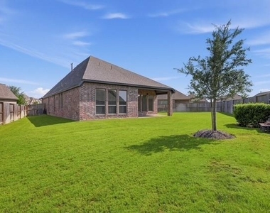 5123 Morrison Drive - Photo Thumbnail 15