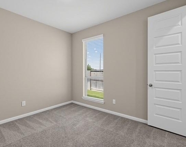 5123 Morrison Drive - Photo Thumbnail 10