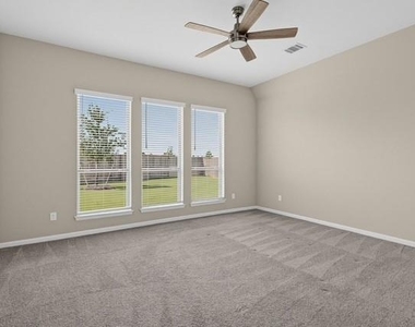 5123 Morrison Drive - Photo Thumbnail 12
