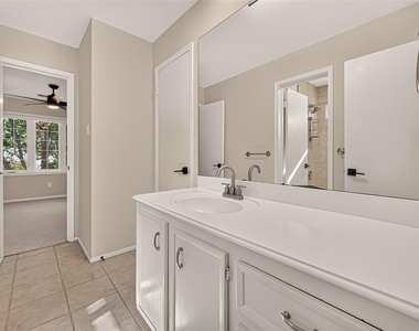 2103 Shadybriar Drive - Photo Thumbnail 36