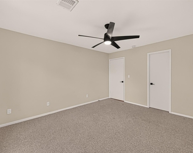 2103 Shadybriar Drive - Photo Thumbnail 42