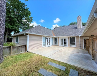 5407 Oak Cove Drive - Photo Thumbnail 18