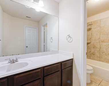 3251 View Valley Trail - Photo Thumbnail 13