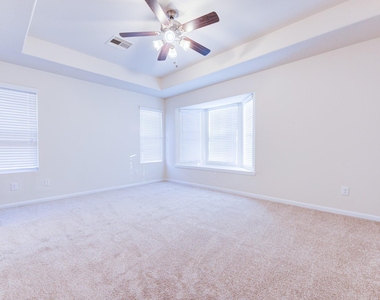 3251 View Valley Trail - Photo Thumbnail 16