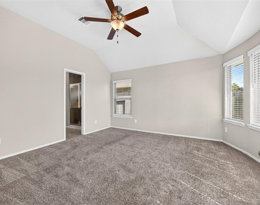 8811 Trenton Landing Lane - Photo Thumbnail 23