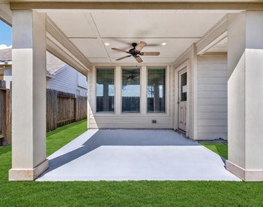 8811 Trenton Landing Lane - Photo Thumbnail 35