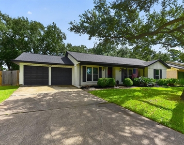 10407 Winding Trail Road - Photo Thumbnail 1