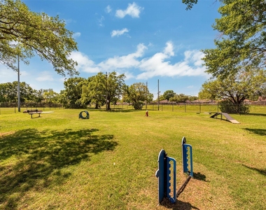 10407 Winding Trail Road - Photo Thumbnail 36