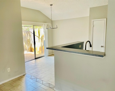 20519 Boxridge Lane - Photo Thumbnail 3