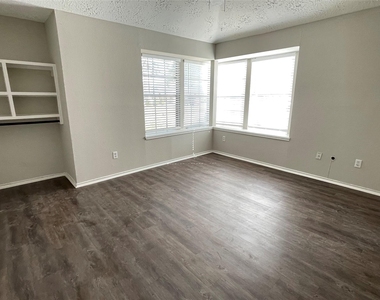 20519 Boxridge Lane - Photo Thumbnail 9