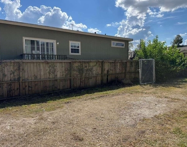 6810 Bleker Street - Photo Thumbnail 36