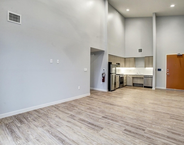 3113 Saint Charles Street - Photo Thumbnail 9