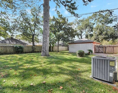 10513 Moorberry Lane - Photo Thumbnail 25