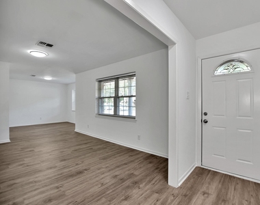 10513 Moorberry Lane - Photo Thumbnail 3