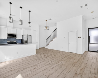 4508 Old Yale Street - Photo Thumbnail 3