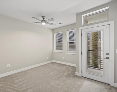 4819 Caroline Street - Photo Thumbnail 11