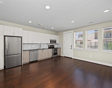4819 Caroline Street - Photo Thumbnail 14