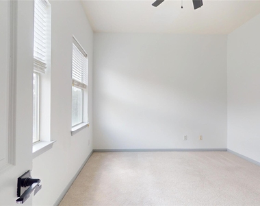 1517 Drew Street - Photo Thumbnail 18