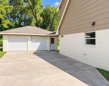 740 River Plantation Drive - Photo Thumbnail 32
